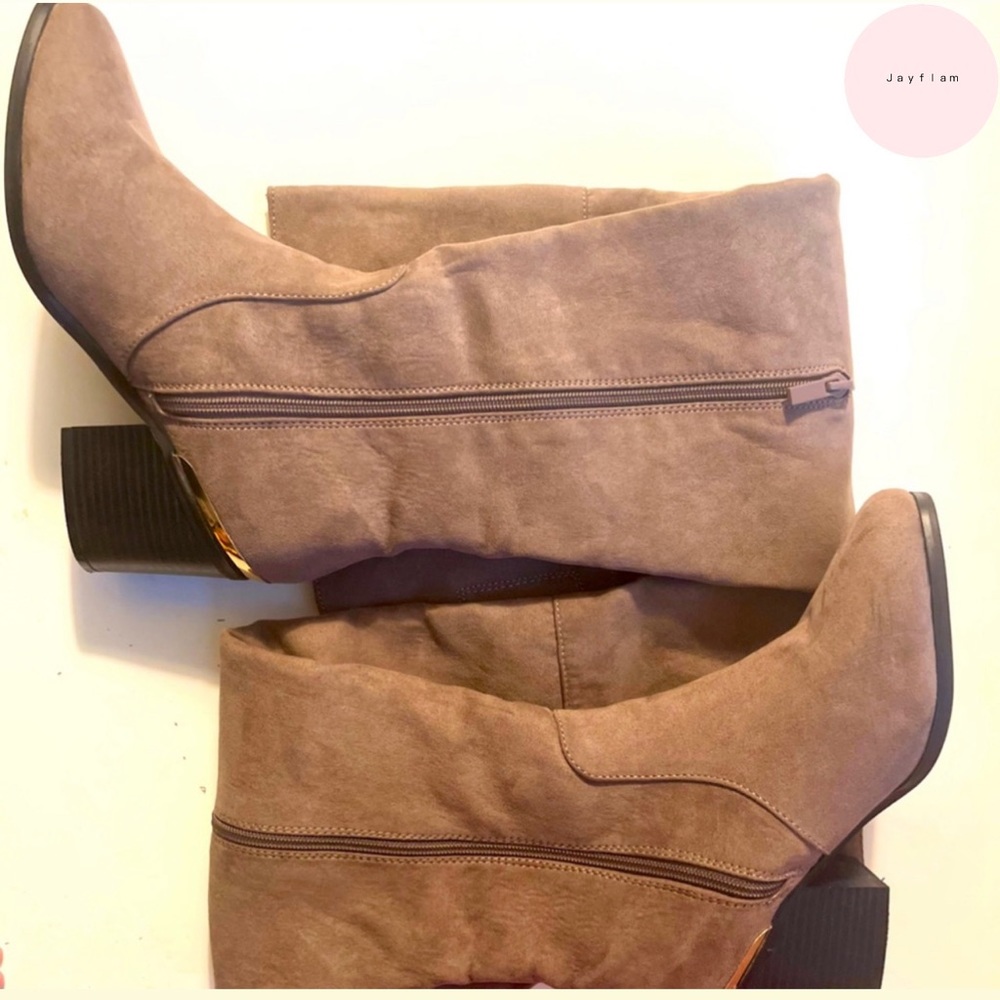 Bamboo high knee suede boots